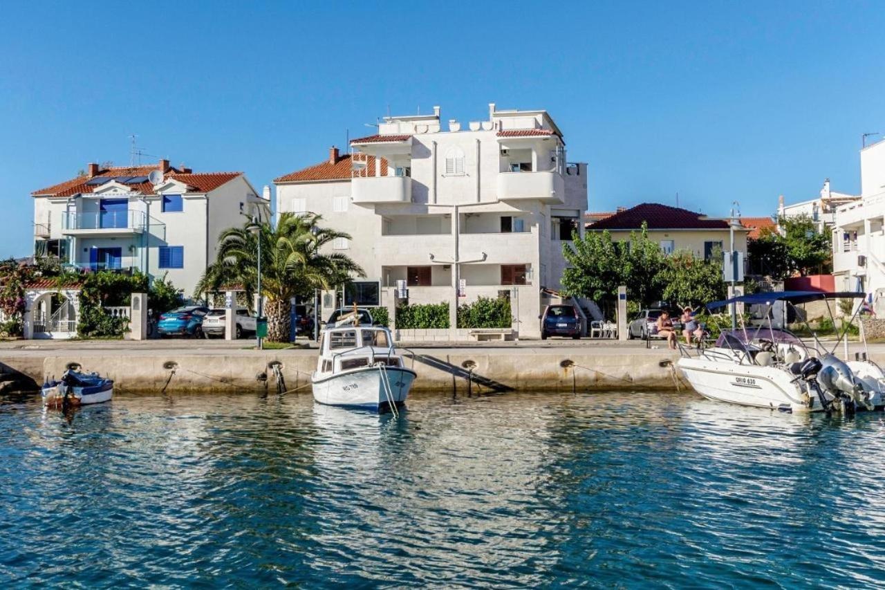 Apartments Marija - By The Sea Rogoznica  Exterior foto